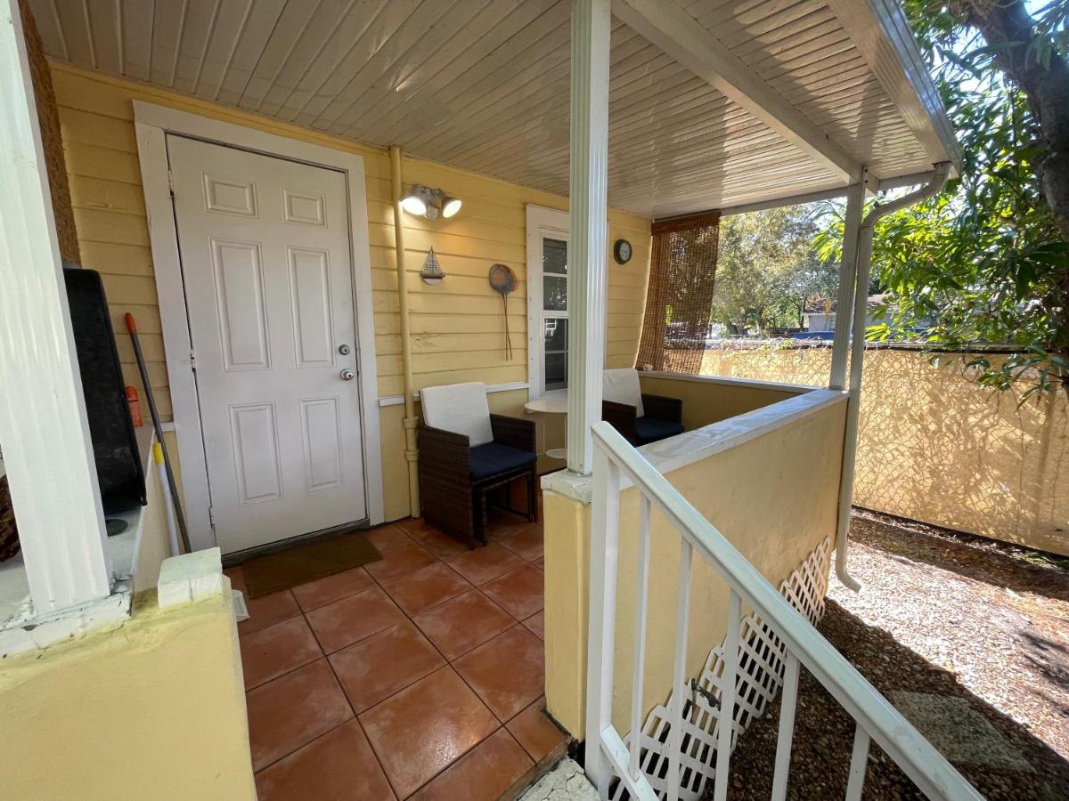 Key West Style Historic Home In Coconut Grove Florida The Yellow House Маями Екстериор снимка